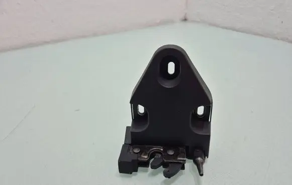 Opel Vivaro Tailgate/trunk/boot lock/catch/latch 