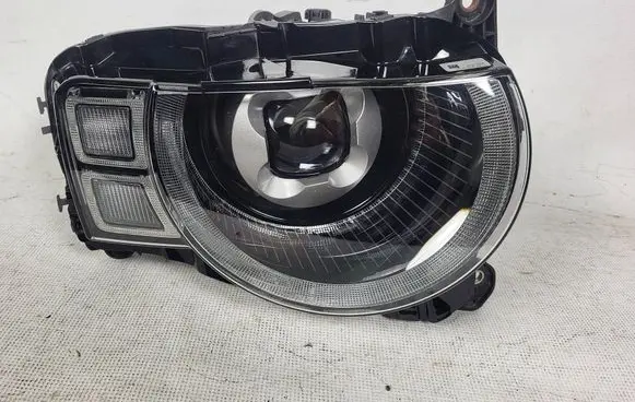 Land Rover Defender Headlight/headlamp L8B213W029HG 11848160000