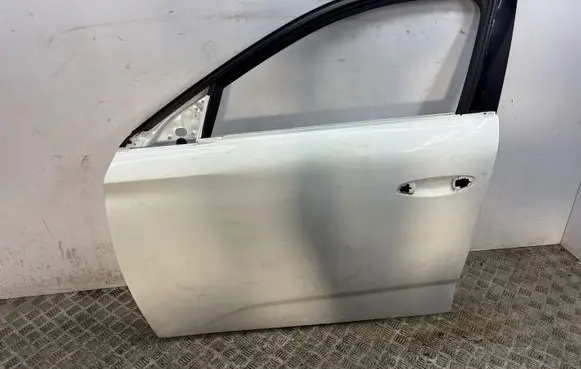 Peugeot 308 Front door