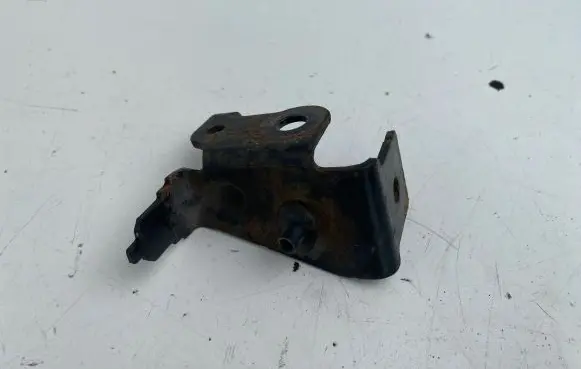 Volvo V60 other engine part BG9N9B325BD