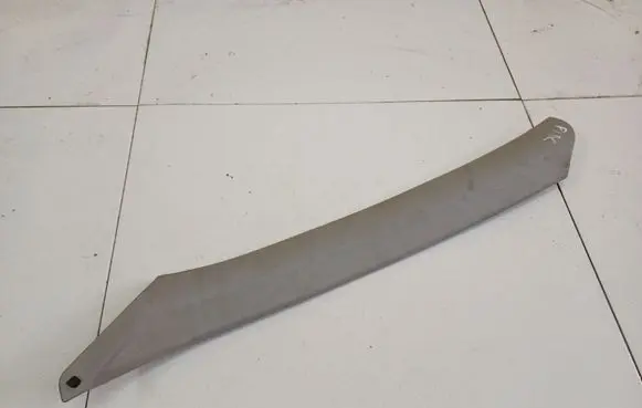 Mitsubishi Colt (C) pillar trim MR189935