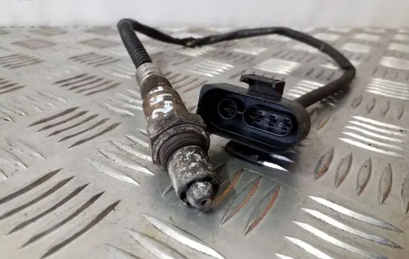 Audi A4 S4 B5 8D Lambda probe sensor 078906265M 0258006023