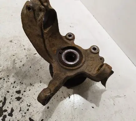 Ford Focus Front wheel hub spindle knuckle 3M513K171