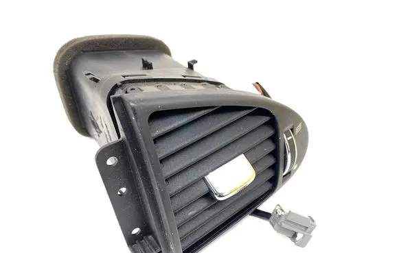 Jaguar XJ X350 Air flow deflector 2W937801815AD