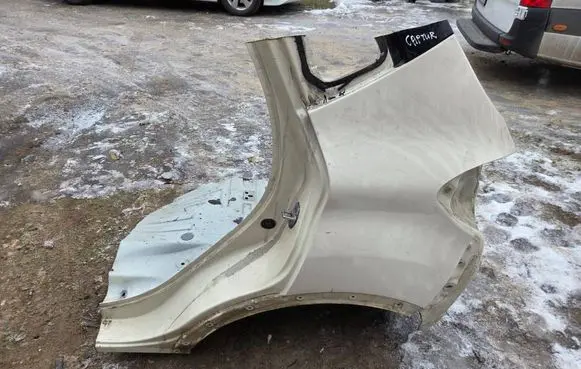 Renault Captur Rear quarter panel 