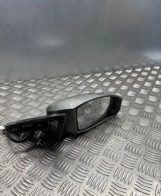 Nissan 350Z Front door electric wing mirror 