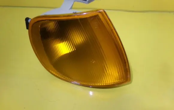Volkswagen Polo III 6N 6N2 6NF Front indicator light 6N0953050B