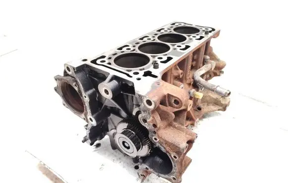 Ford Transit Courier Engine block YMR6