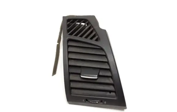 BMW 1 E81 E87 Dashboard side air vent grill/cover trim 7059188