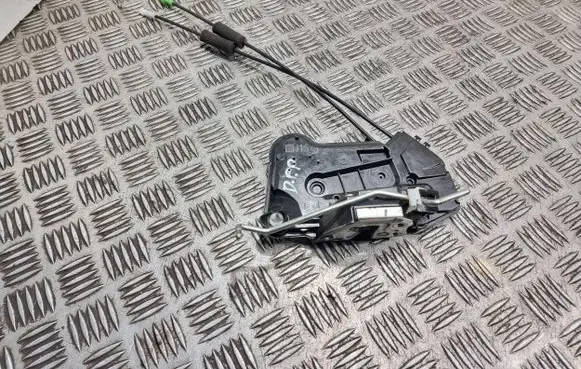 Citroen C1 Front door lock