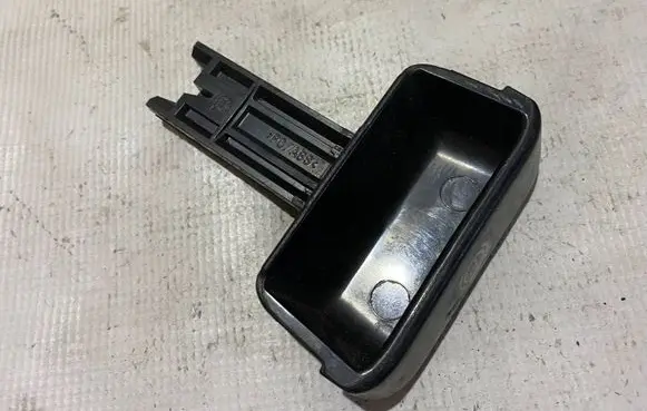 Mercedes-Benz CLC CL203 Hand brake release handle 2034270620 A2034270620