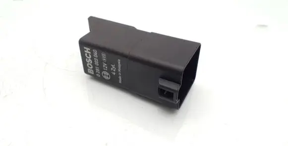 Dodge Nitro Glow plug pre-heat relay 0281003040