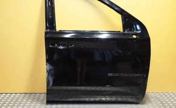 Chevrolet Suburban Front door