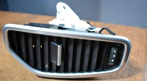 Porsche Cayenne (9Y0 9Y3) Dash center air vent grill 9Y0820952555525