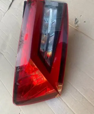 Skoda Kodiaq Rear/tail lights 565945207A L90117258
