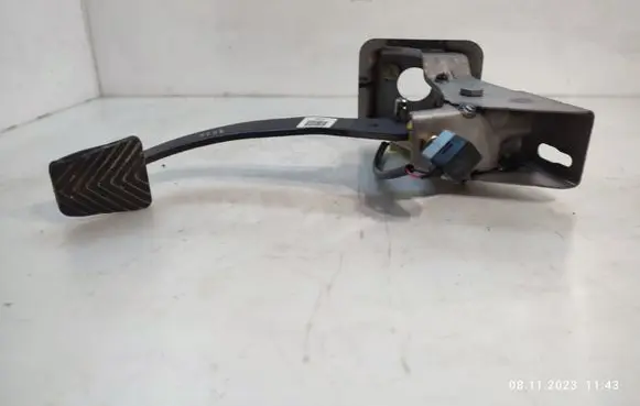 Clutch pedal