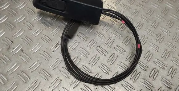 Toyota Prius (XW30) Fuel cap flap release cable 