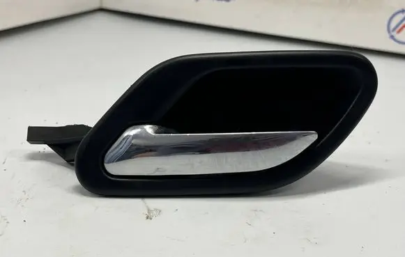 BMW 5 E39 Front door interior handle 8226049 51218226049