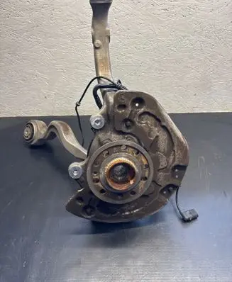 Mercedes-Benz GLC X253 C253 Front wheel hub spindle knuckle