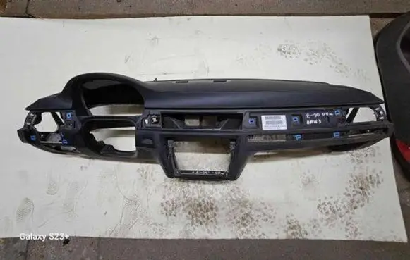 BMW 3 E90 E91 Dashboard 7075392 72758412