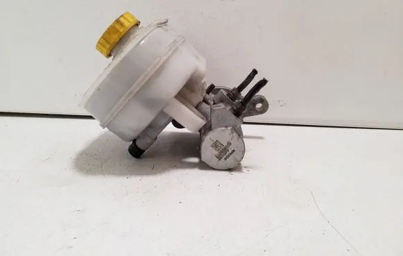 Iveco Daily 5th gen Master brake cylinder 0204255558