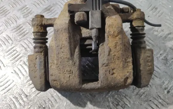 Mercedes-Benz A W168 Front brake caliper
