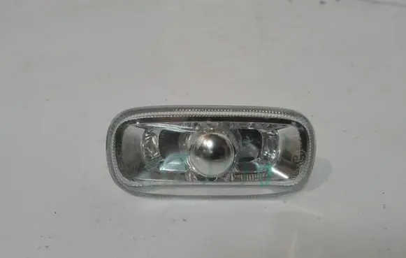 Audi A6 S6 C6 4F Front fender indicator light 8E0949127