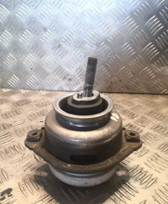 Porsche Cayenne (9PA) Engine mount bracket 94837505000