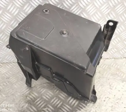 Renault Kangoo II Fuse module 243804452R 243802762R