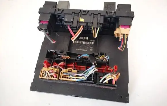 Skoda Octavia Mk2 (1Z) Fuse box set 3c0937049aj