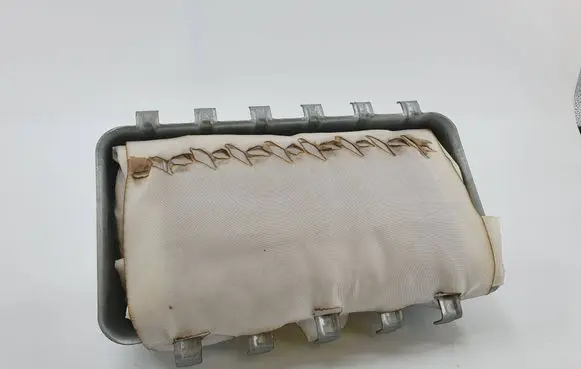 Chrysler Town & Country V Passenger airbag P68086537AC 68086537AC