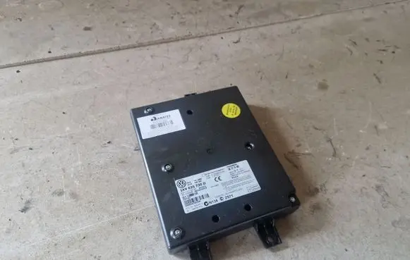 Volkswagen PASSAT B6 Bluetooth control unit module 1K8035730D