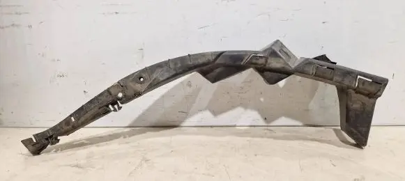 Volkswagen PASSAT B5 Front bumper mounting bracket 3b0807049