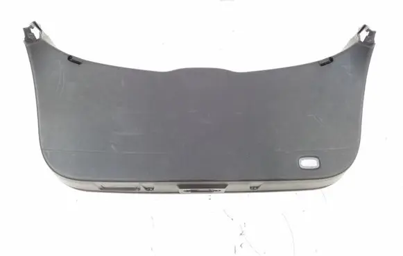 Infiniti Q30 Tailgate trim 909015DA0A