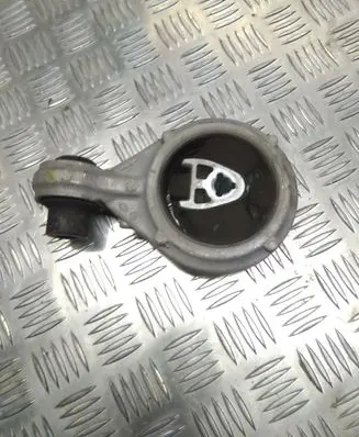 Nissan X-Trail T32 Engine mount bracket DT2JY01A