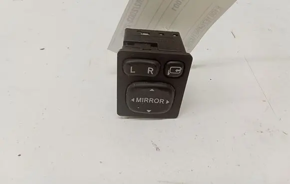 Toyota Avensis Verso Wing mirror switch 183575