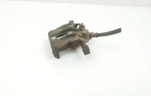 Hyundai i30 Rear brake caliper