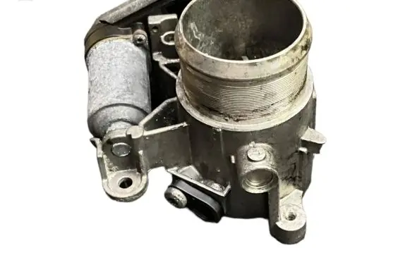 Land Rover Evoque I Electric throttle body valve 9687888280 B121640508