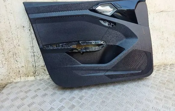 Audi A1 Front door card panel trim 82G867133 82C867107 5G0959855R