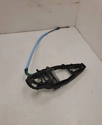 Rear door exterior handle/bracket