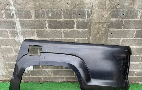 Volkswagen Amarok Rear arch 