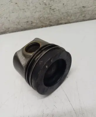 Volkswagen Golf VII Piston 0811W CRL