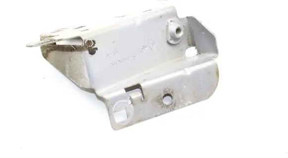 Renault Zoe Fender mounting bracket 620425323R