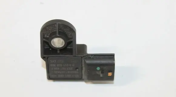 Nissan X-Trail T32 Air pressure sensor 0281006108
