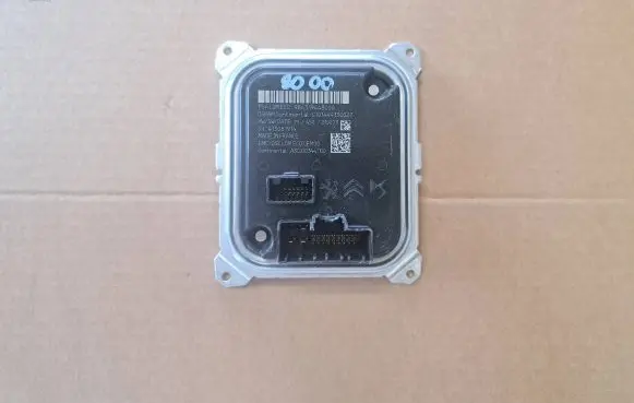 Citroen DS4 LED ballast control module 984319448000