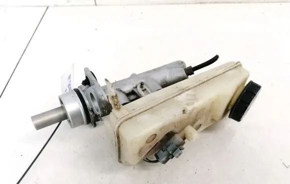 Renault Scenic II - Grand scenic II Master brake cylinder 32067111C 32067111-C