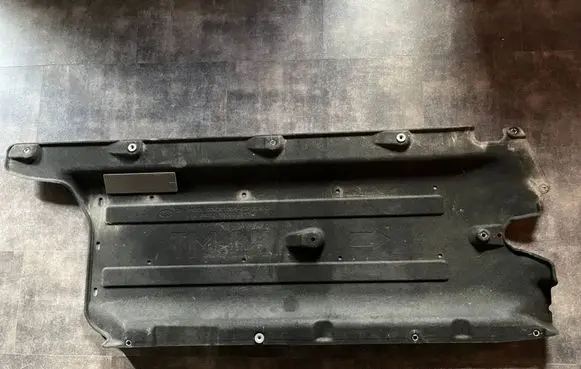 Hyundai Santa Fe Center/middle under tray cover 84217S1000