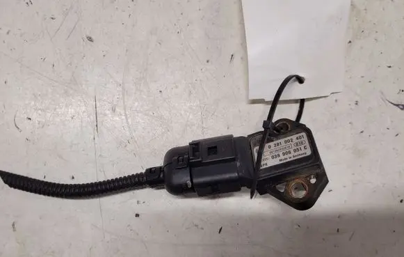 Audi A6 S6 C6 4F Air pressure sensor 0281002401 038906051C