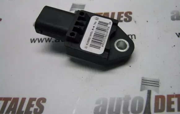 Mercedes-Benz A W169 Airbag deployment crash/impact sensor A1698210451