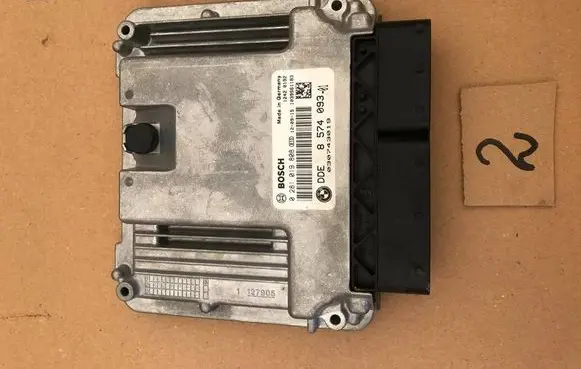 BMW 3 F30 F35 F31 Engine control unit/module 0281019808 8574093 030743019